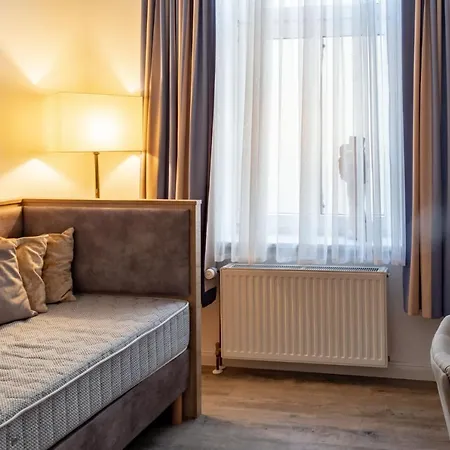 Warnemunde Apartment *