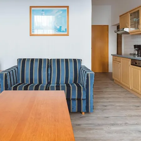 Warnemunde Apartment *